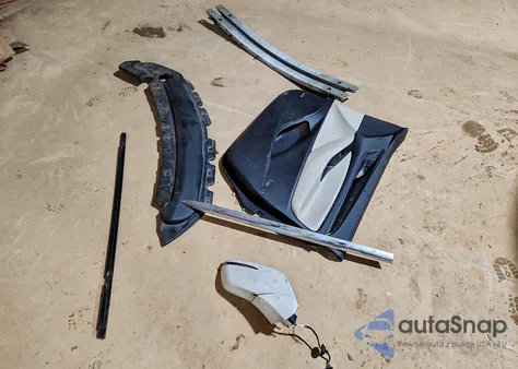 2020 Buick Enclave Essence z USA, uszkodzony, nr VIN 5GAERBKW1LJ300722